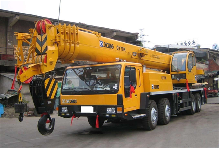 凤山县吊车出租选择重点